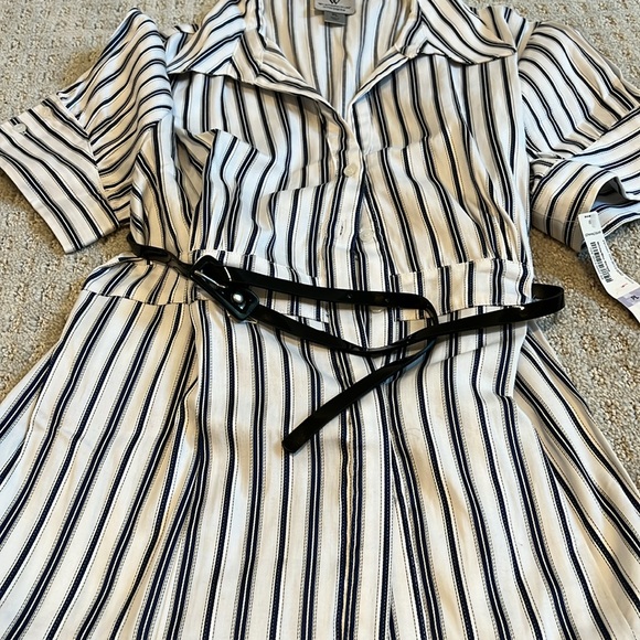 Women’s Top - Picture 4 of 5